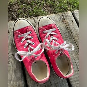 Converse Chuck Taylor All⭐️Star Low Sneakers, Girls sz 3, coral pink